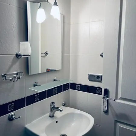 Akvaryum Icinde Deniz Manzarali Terasli Dublex Apartment Fethiye