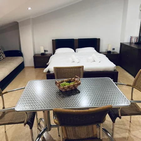 Akvaryum Icinde Deniz Manzarali Terasli Dublex Apartment Fethiye